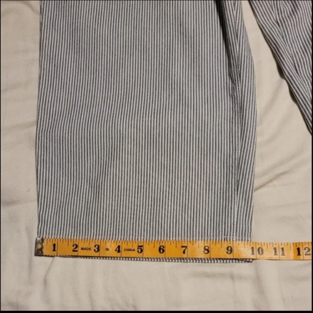 New Chico's Dylan striped crop pants - Picture 4 of 7